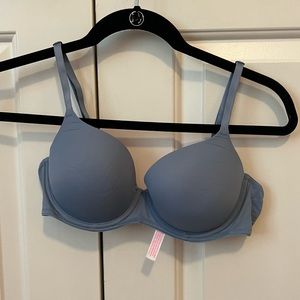 PINK Everyday Lightly Lined Bra 36B